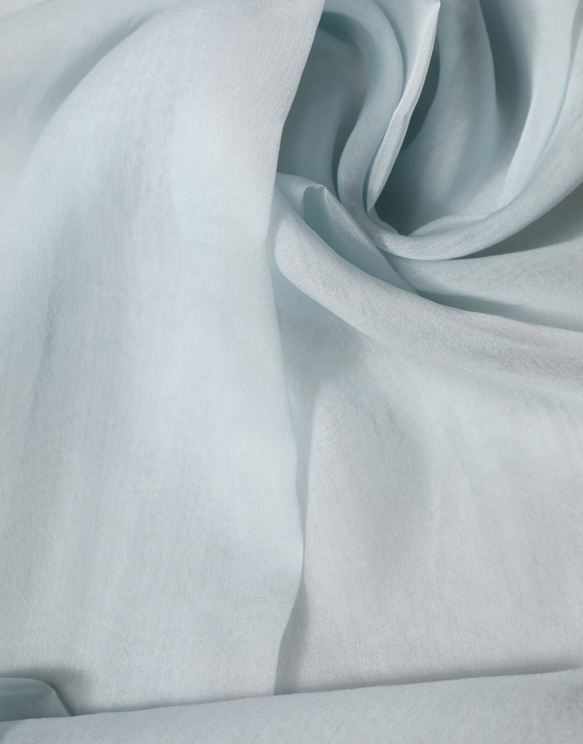 Světle modrá hedvábná šerpa/zavinovací šála/foulard 294,5 cm x 19 cm