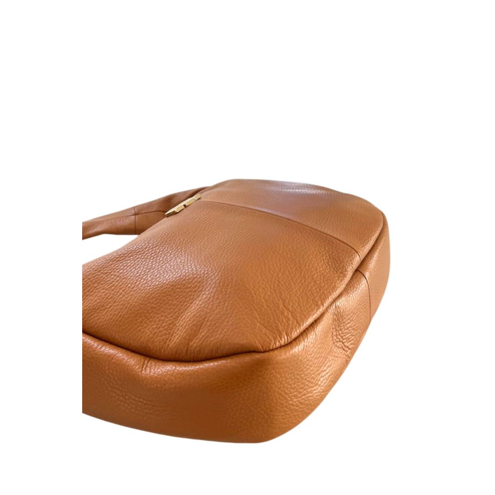 Hnědá kožená clutch kabelka
