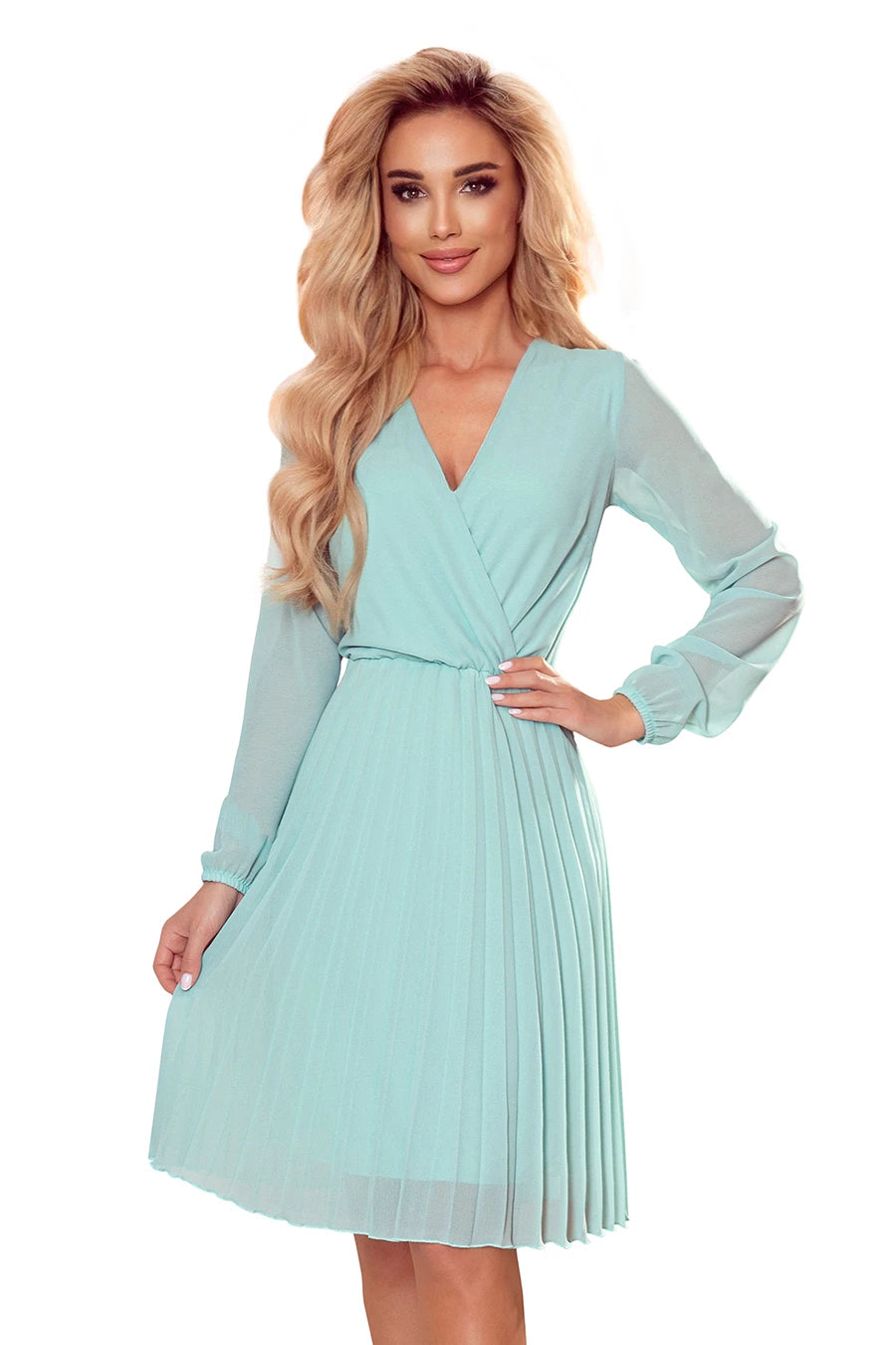 Limited ISABELLE Pleated dress with neckline and long sleeve – Mint