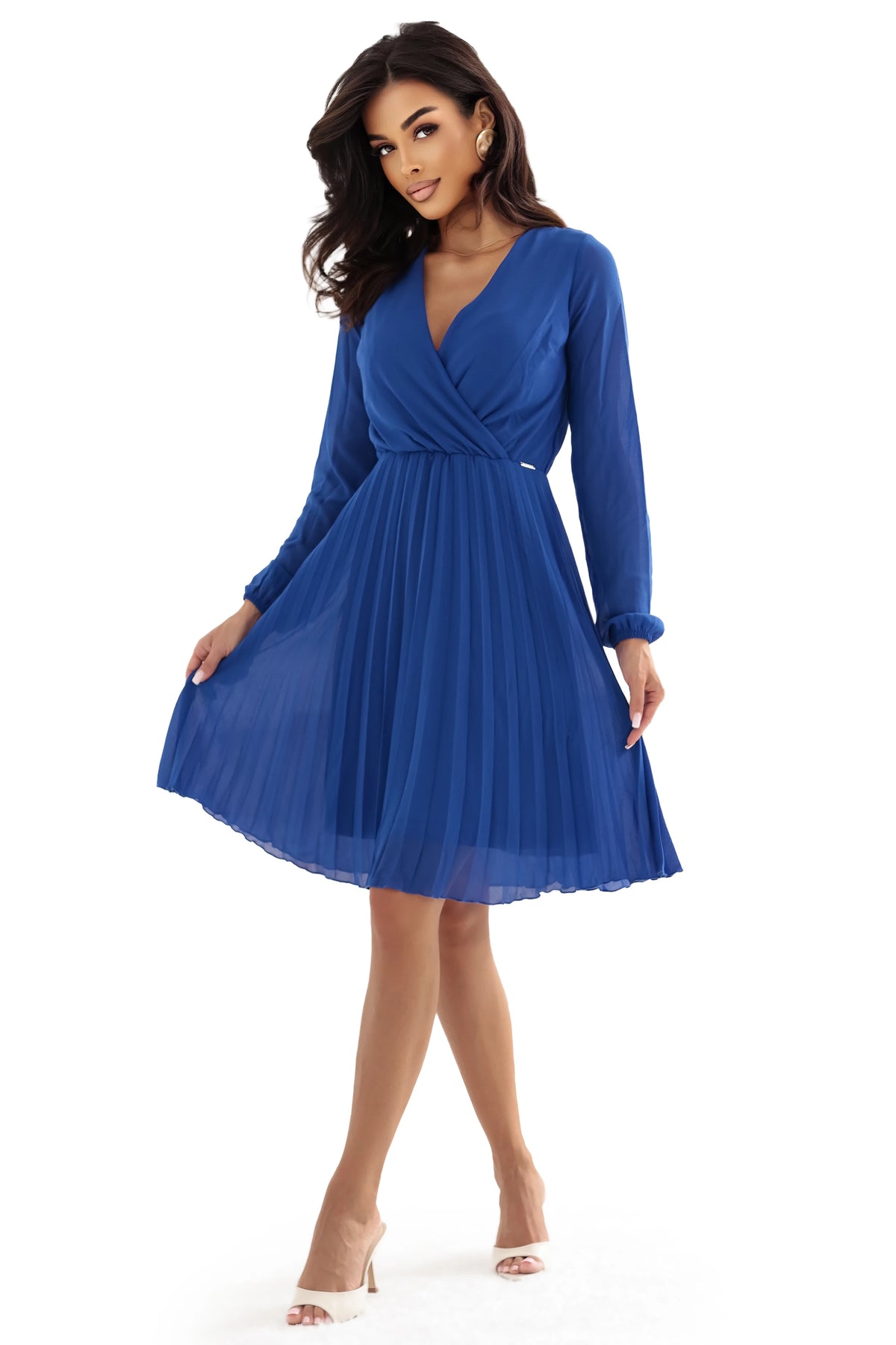 ISABELLE Elegant pleated dress with a neckline and long sleeves – Cornflower Blue