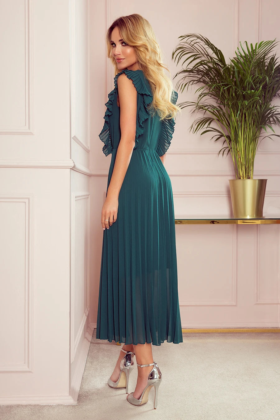 -SS2020 EMILY Pleated dress with frills and neckline – Green