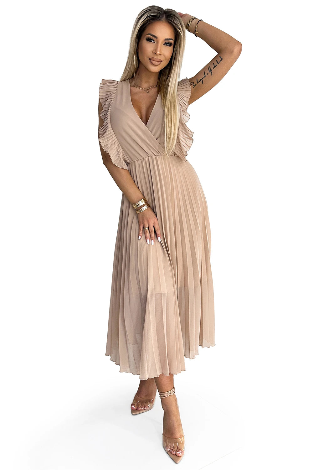 ANTRESOLA 2P EMILY Pleated dress with ruffles on the shoulders and neckline – Beige
