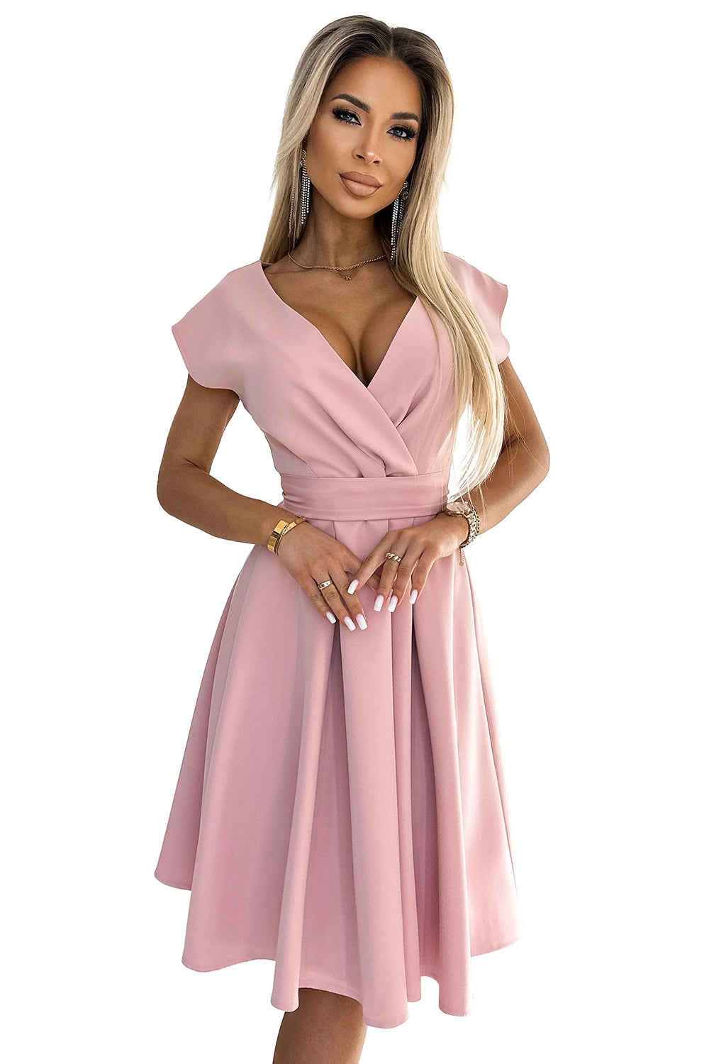 SCARLETT flared dress with a neckline – Powder Pink