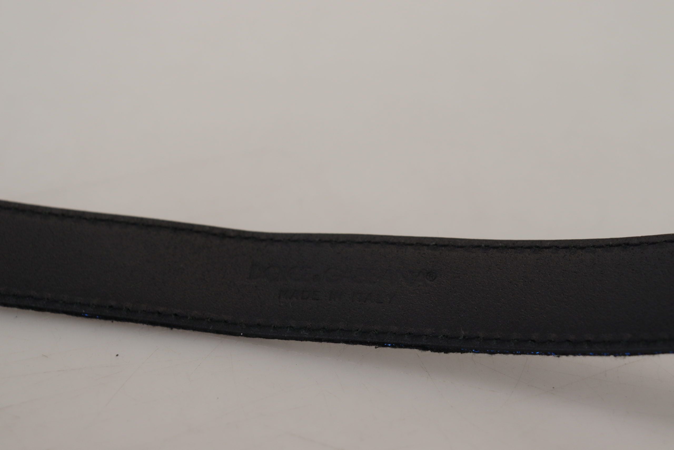 Modrý žakárový pásek se stříbrnou přezkou