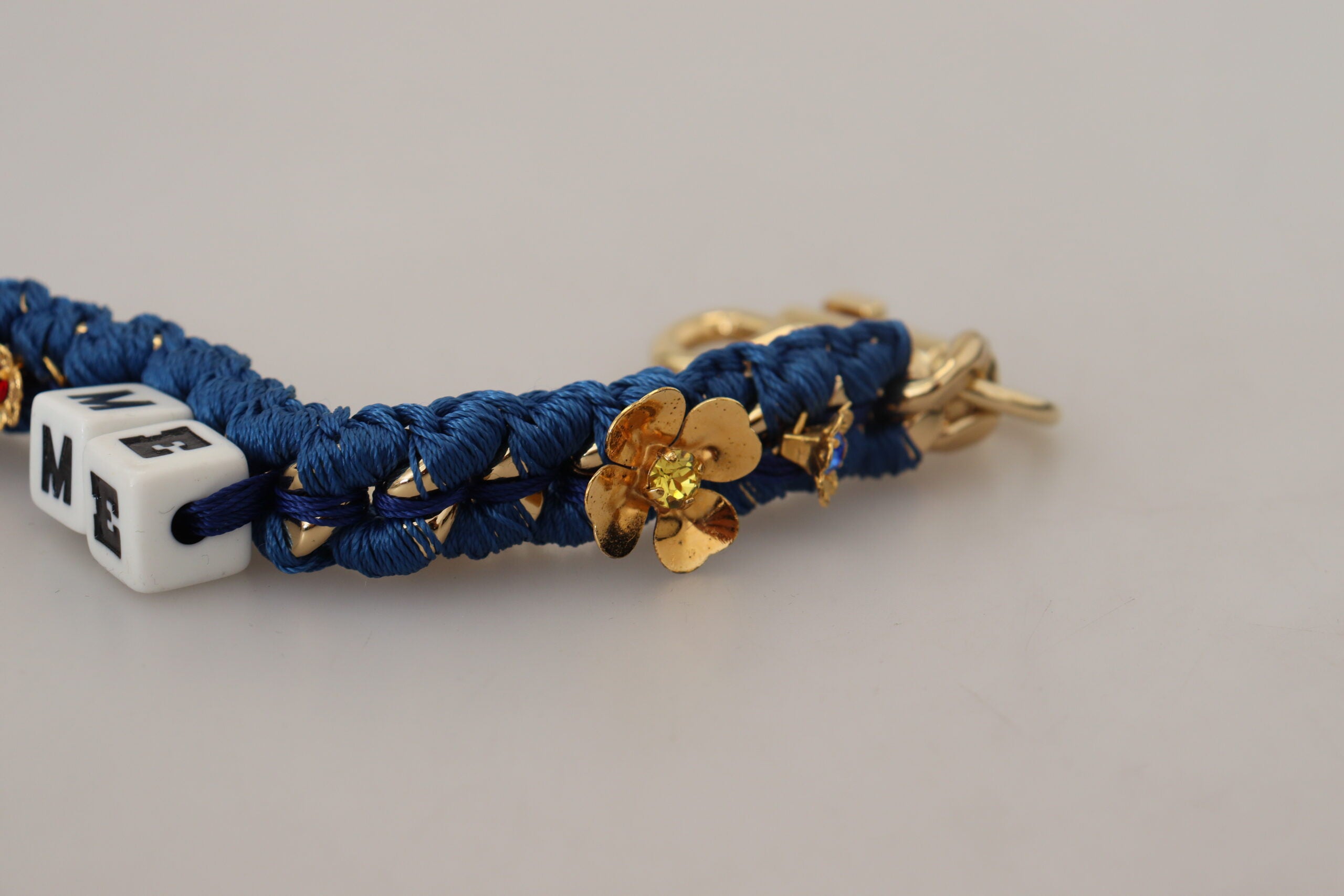 Vícebarevná zdobená taška s ramenním popruhem