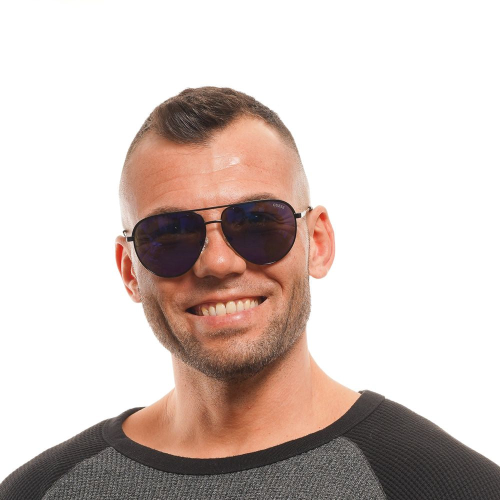 Černé kovové sluneční brýle