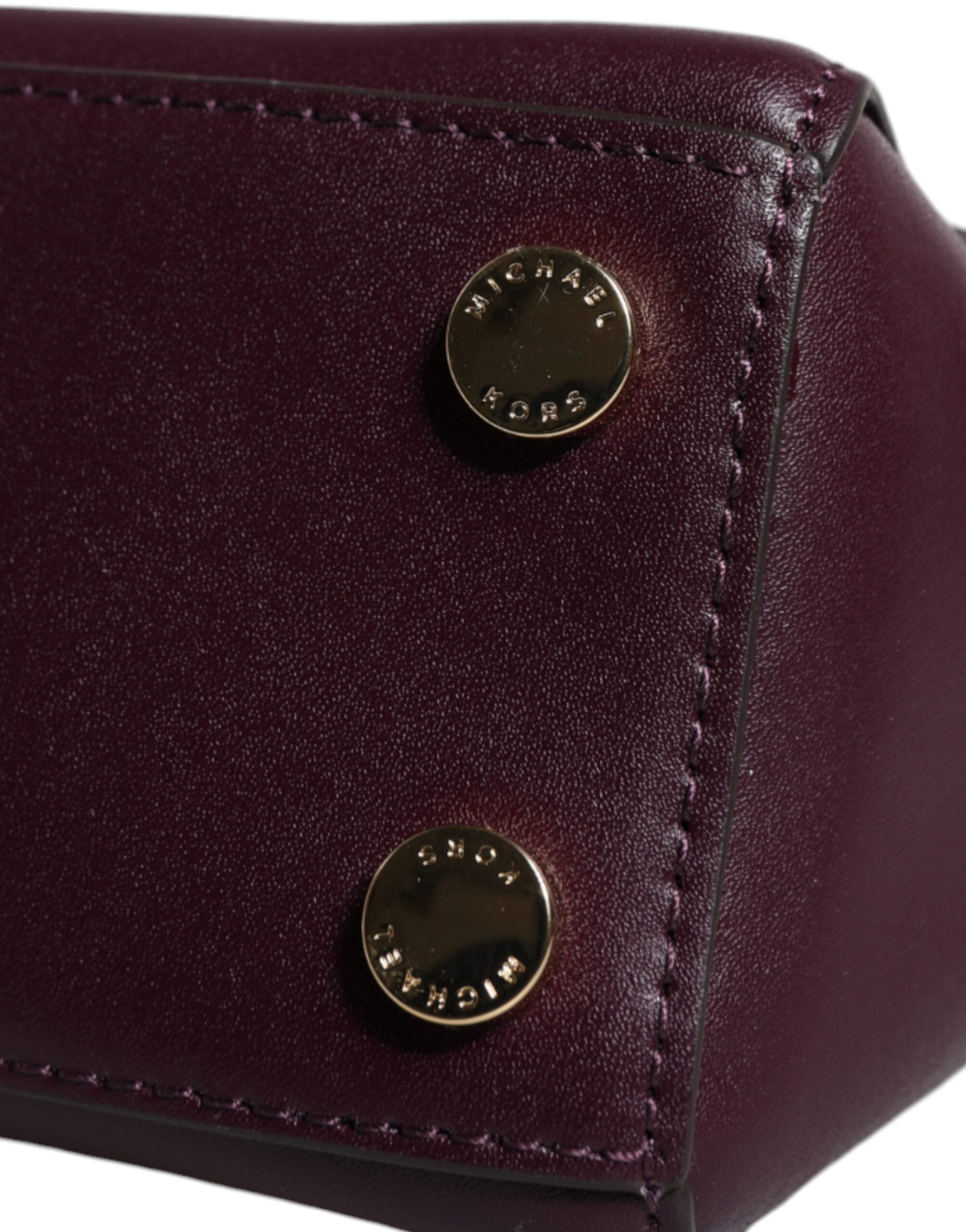 Fialová kožená crossbody kabelka MINDY s logem