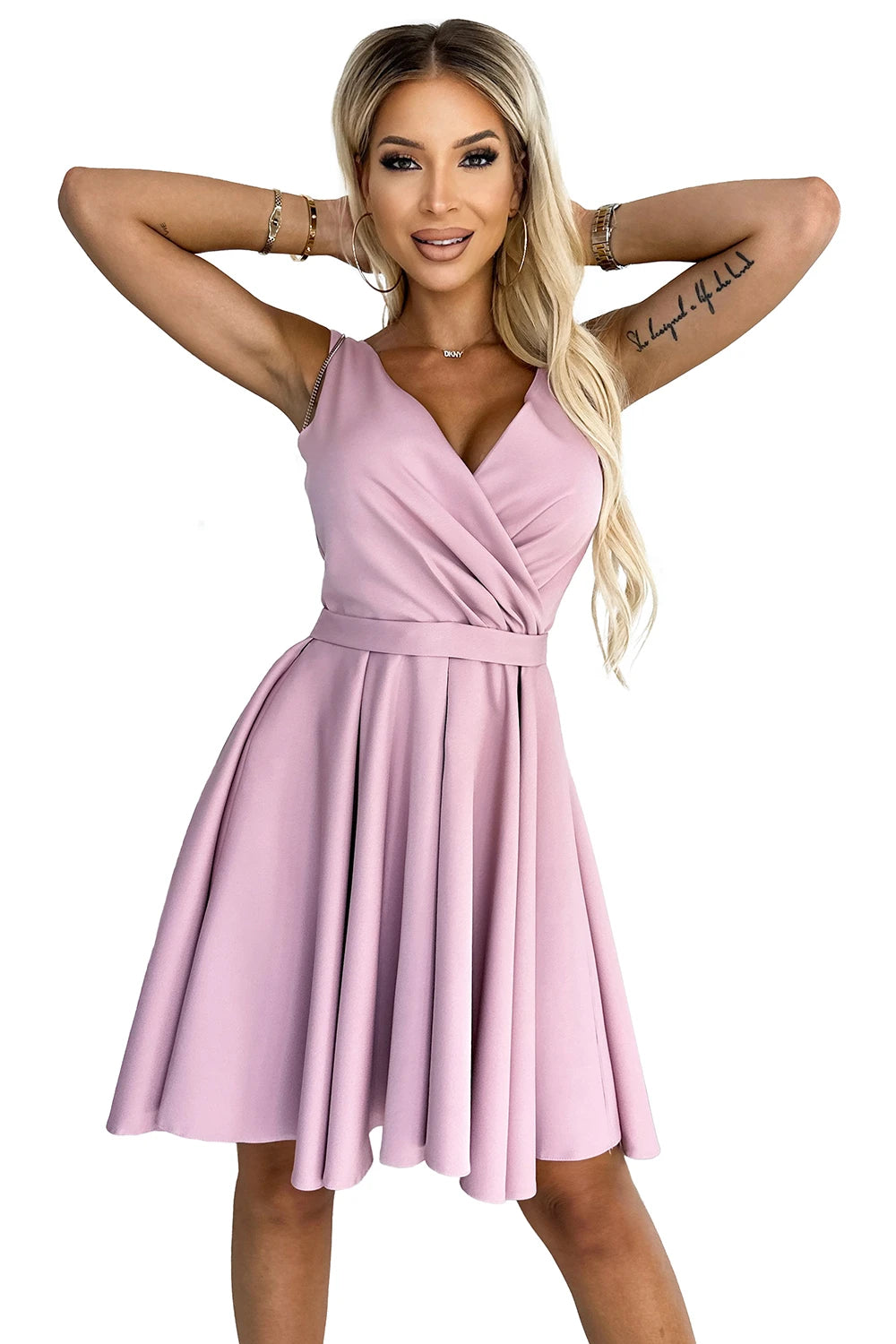 MAYA Dress with longer back, neckline and belt – Dirty Pink