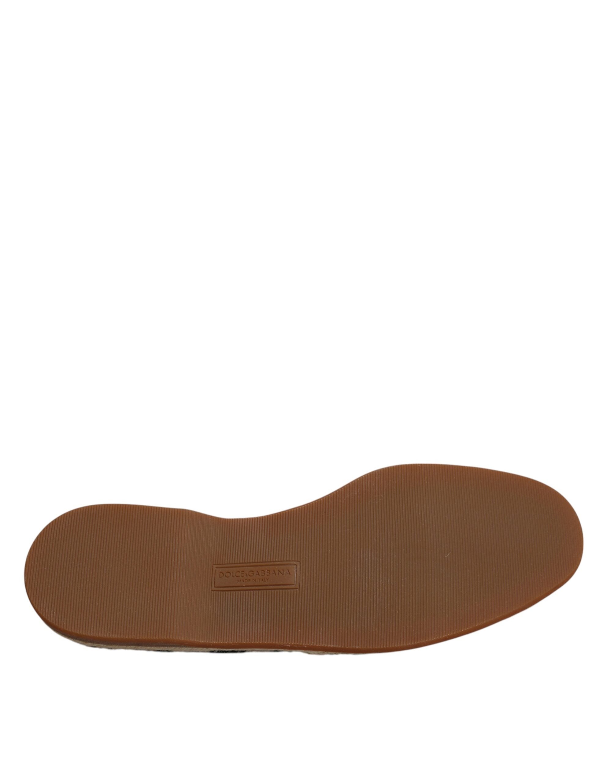 Černé a bílé pruhované nazouvací espadrilky