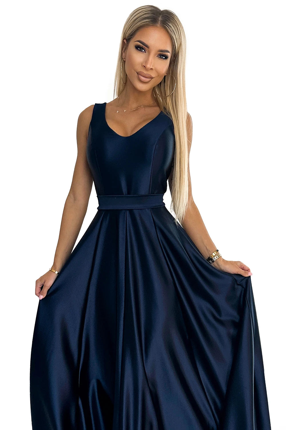 CINDY long satin dress with a neckline and bow – Navy Blue