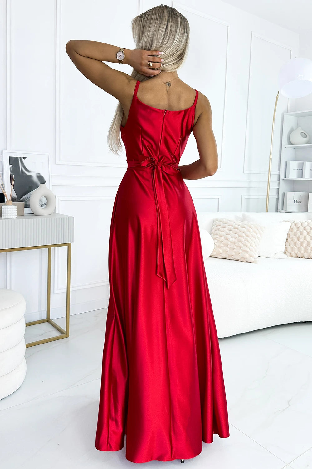 JULIET elegant long satin dress with a neckline and leg slit – Red