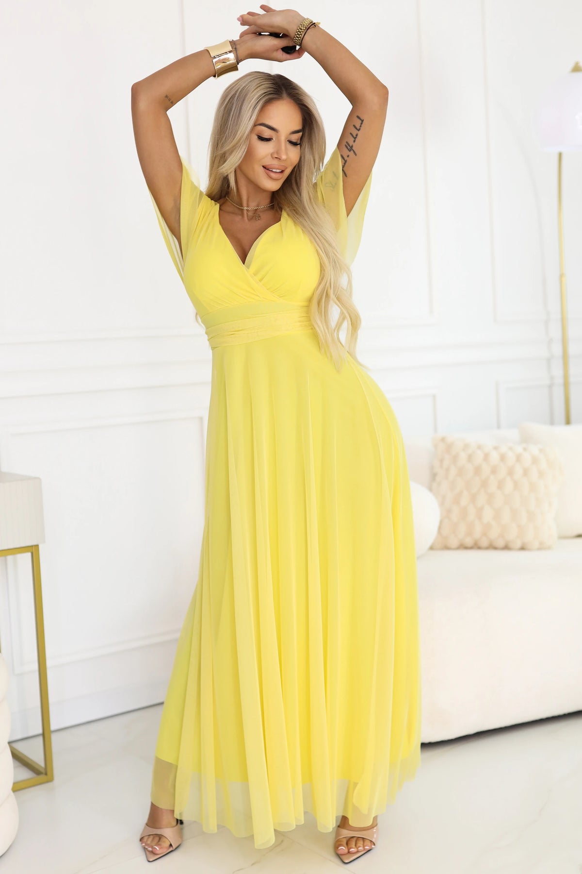 NASTIA Long dress with a neckline, tie and short sleeves – Lemon Limoncello