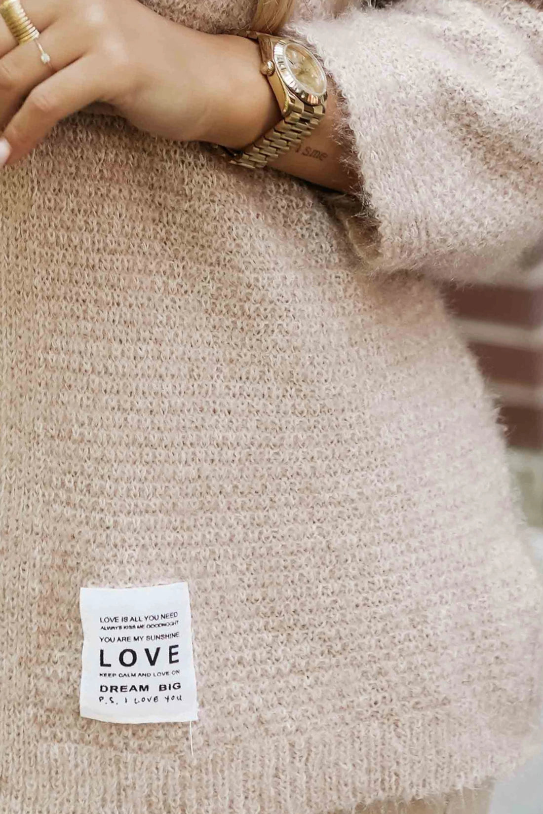 Stylish cardigan made of soft sweater knit – Beige