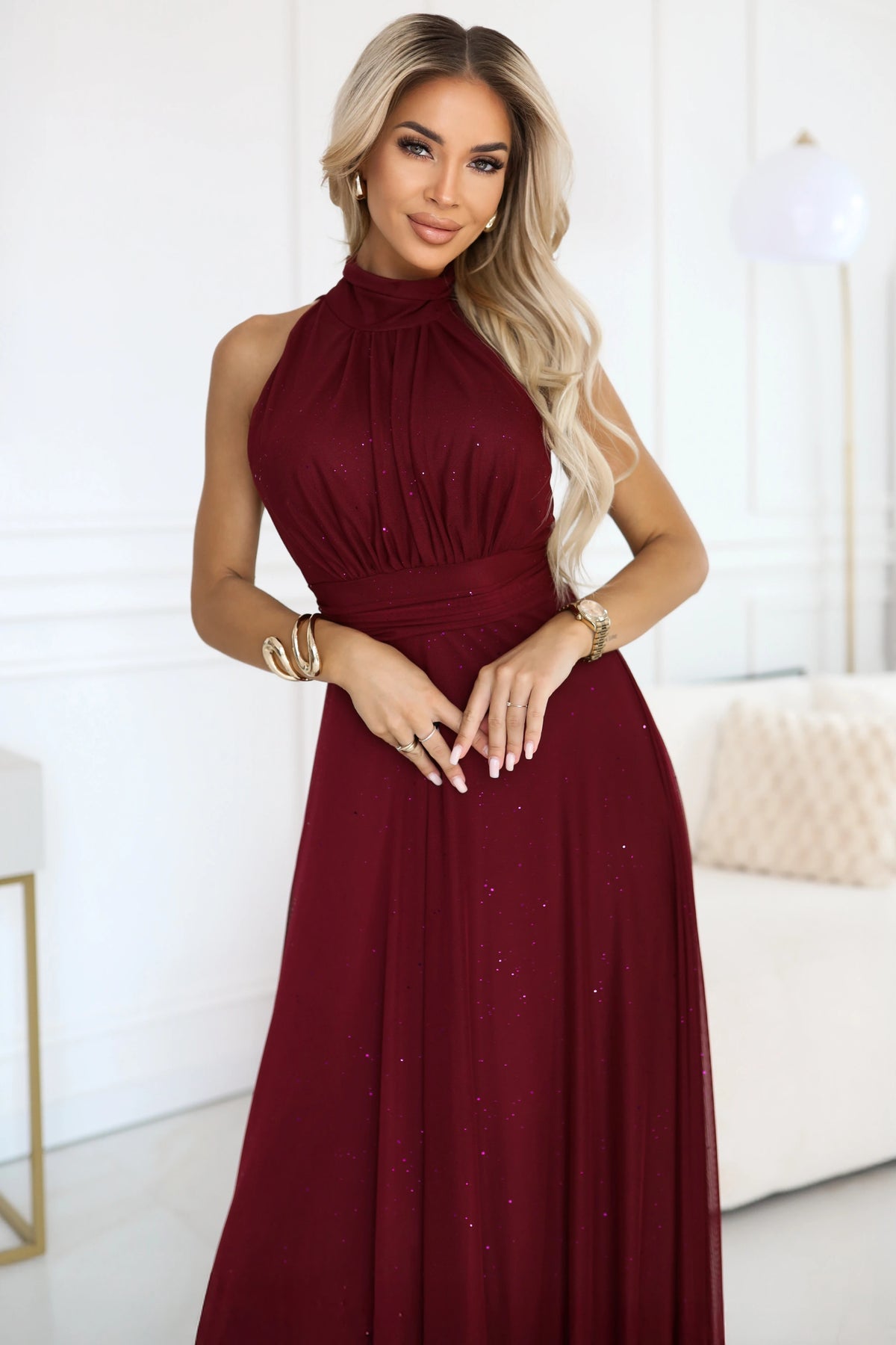 VERONICA luxurious long dress with a brocade accent and a chic shape – Burgundy