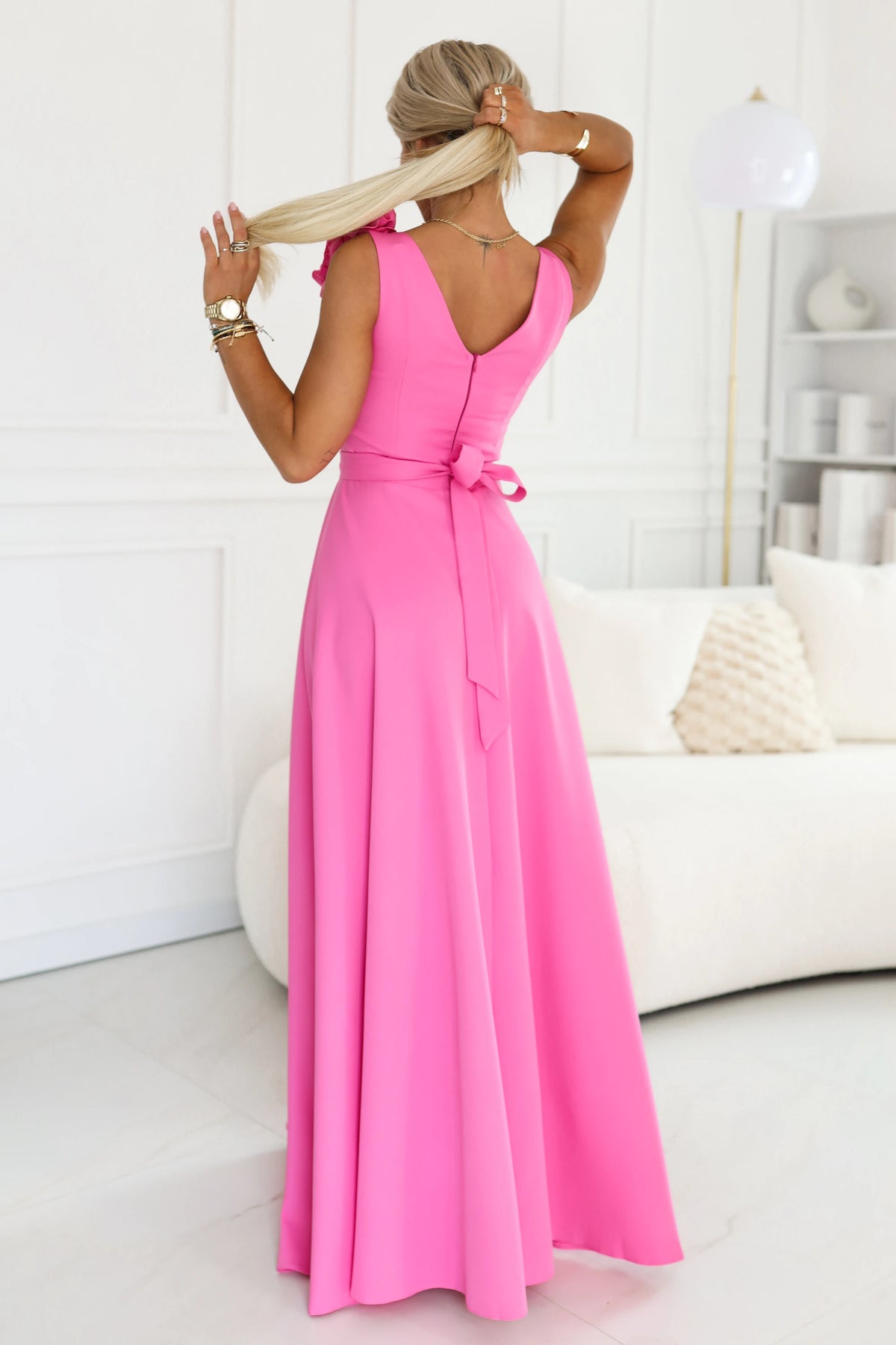 Elegant evening maxi dress with a slit and roses – Candy Pink