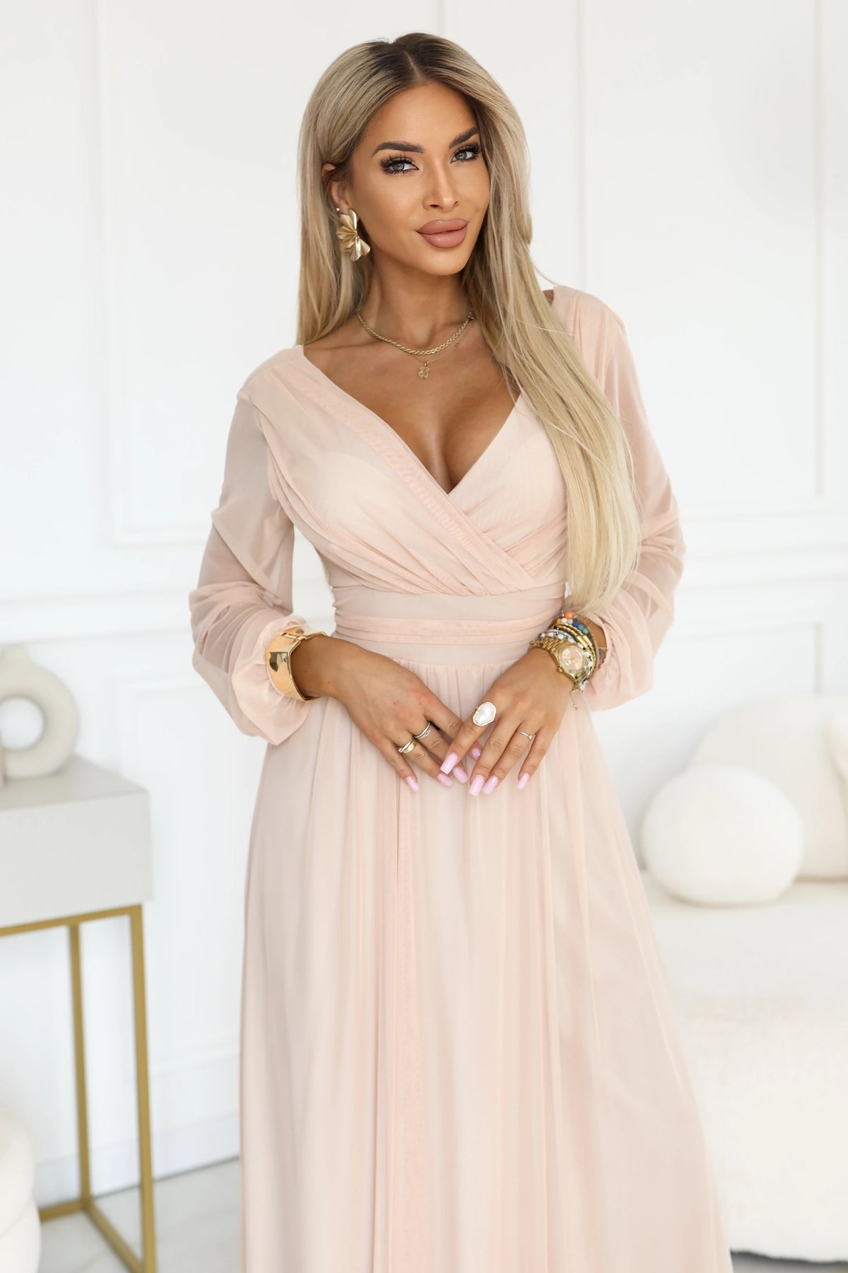 Long maxi dress with tulle sleeves and a wrap neckline – Peach