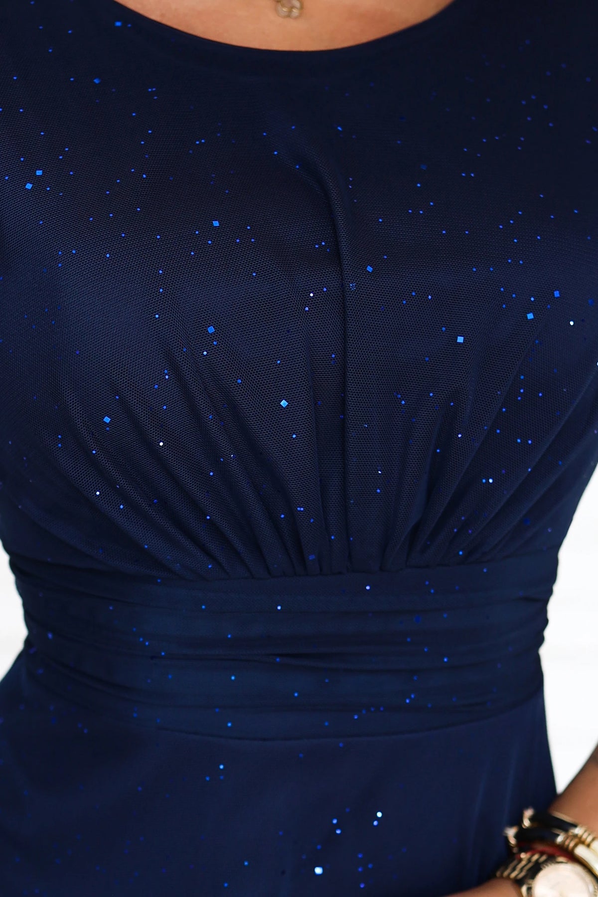 AVELINE Long maxi dress with glitter tulle and a round neckline – Navy Blue