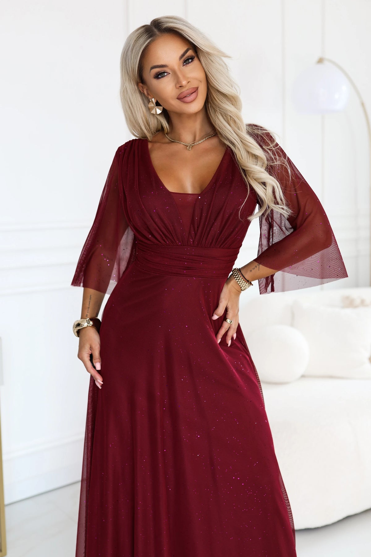 SOLENNE Long shimmering dress with neckline and sleeve – Dark Burgundy
