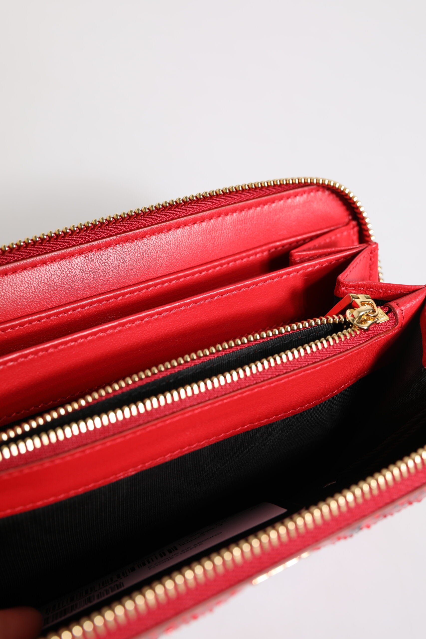 Červená exotická kožená peněženka Continental Clutch s zipem