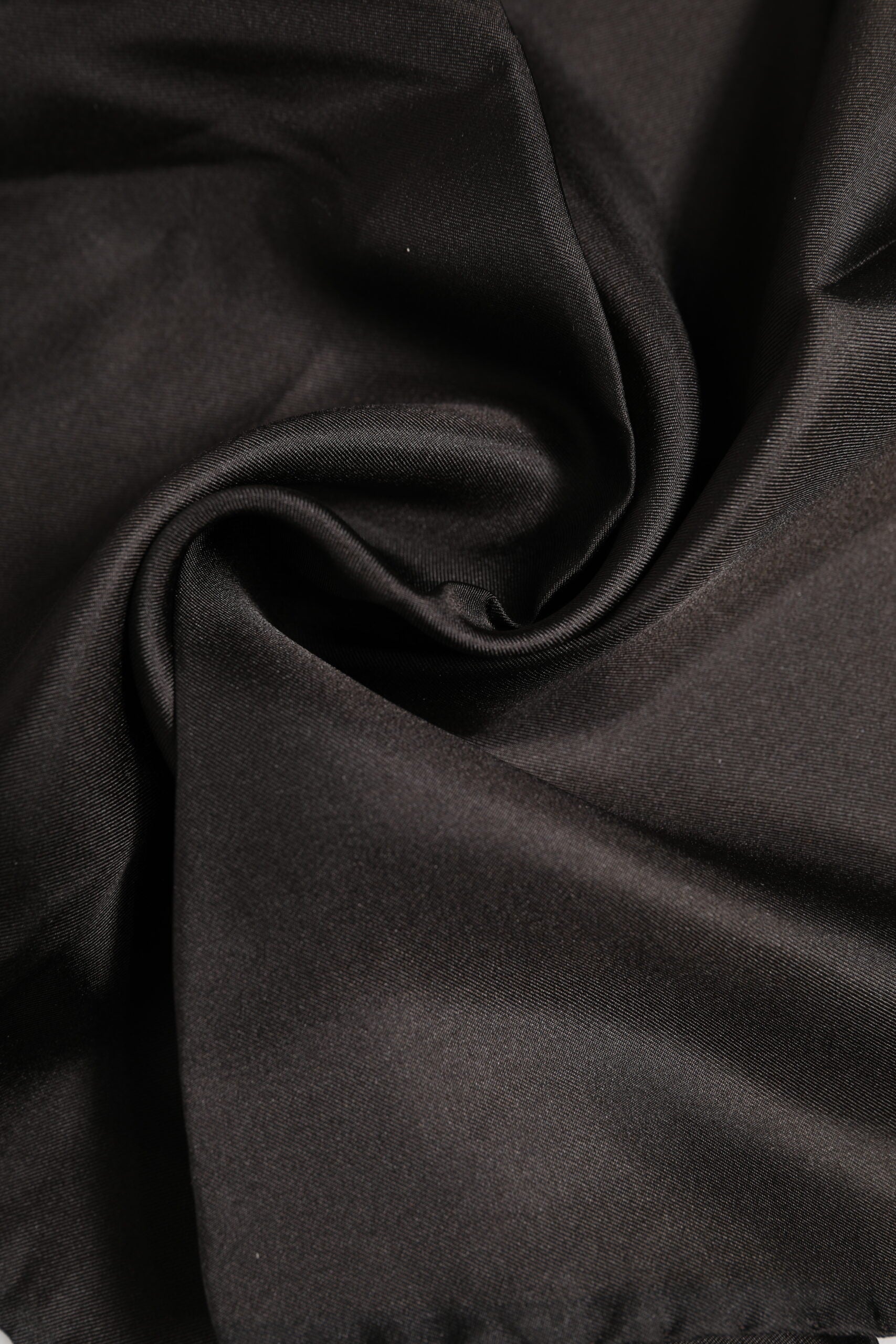 Hnědý hedvábný čtvercový pánský šátek DG Crown