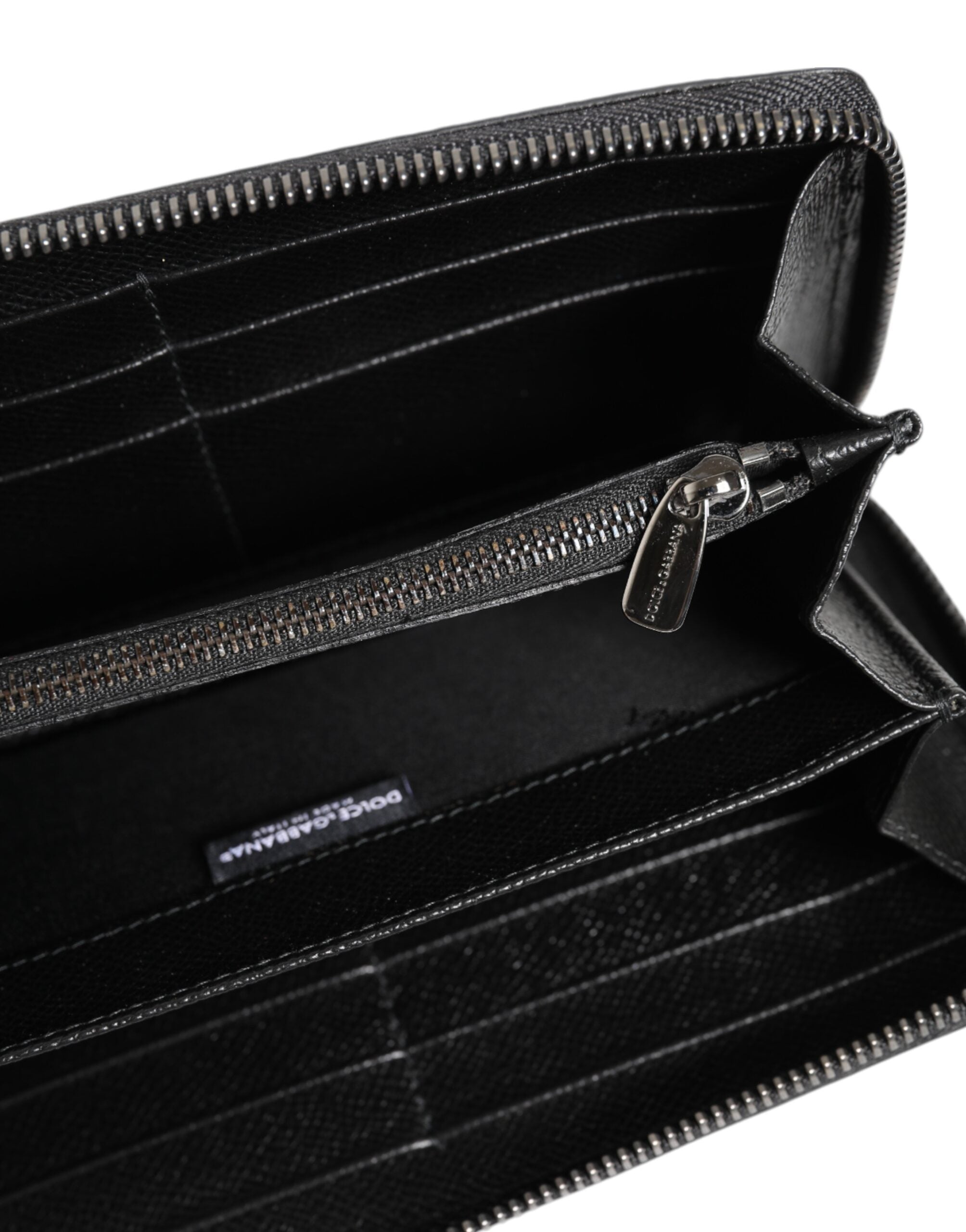 Černošedá leopardí kožená peněženka na zip s motivem kontinentálního modelu