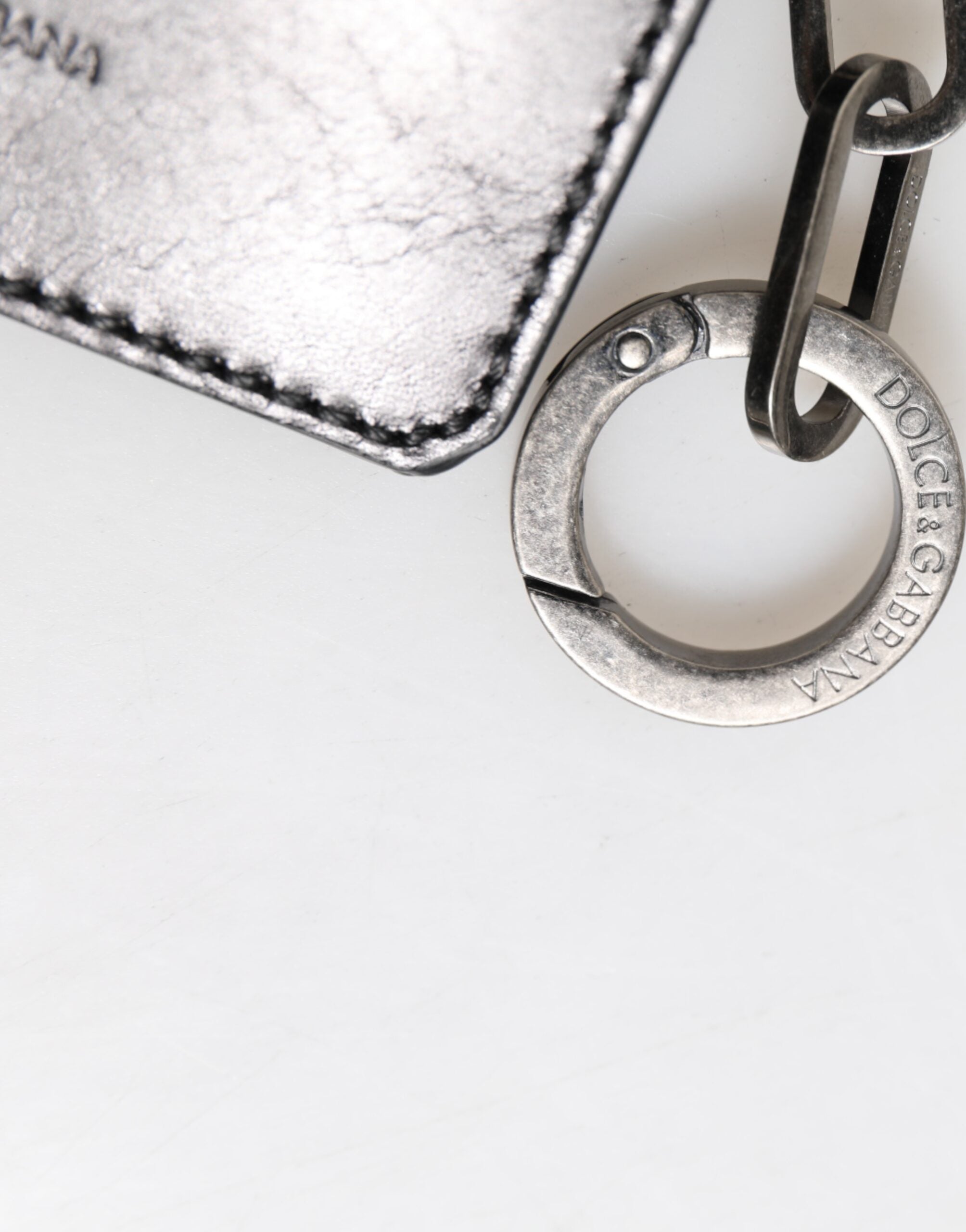 Peněženka Černá kožená klíčenka s reliéfním logem a pouzdrem na karty