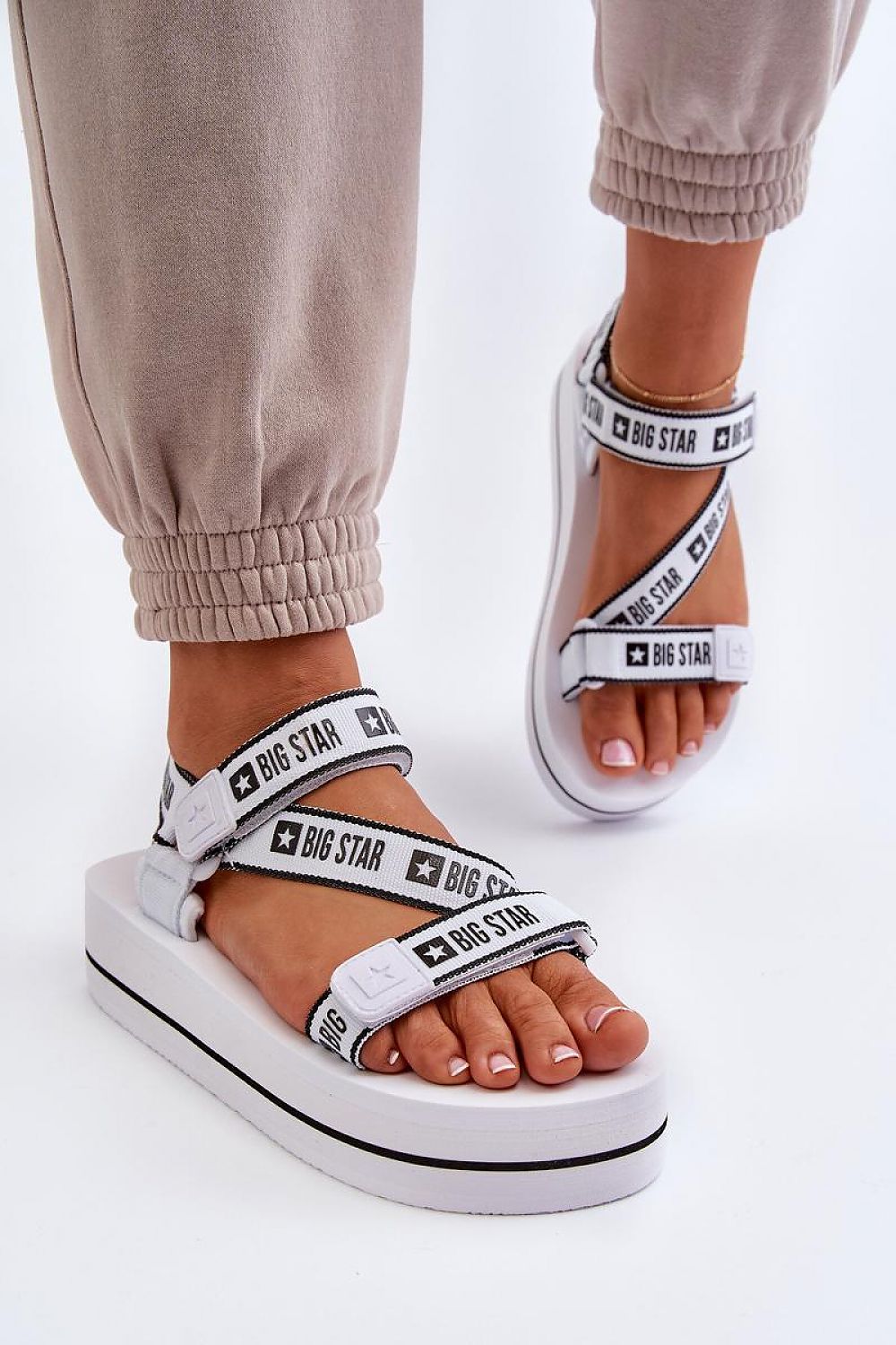Platform sandals model 198195 Step in style