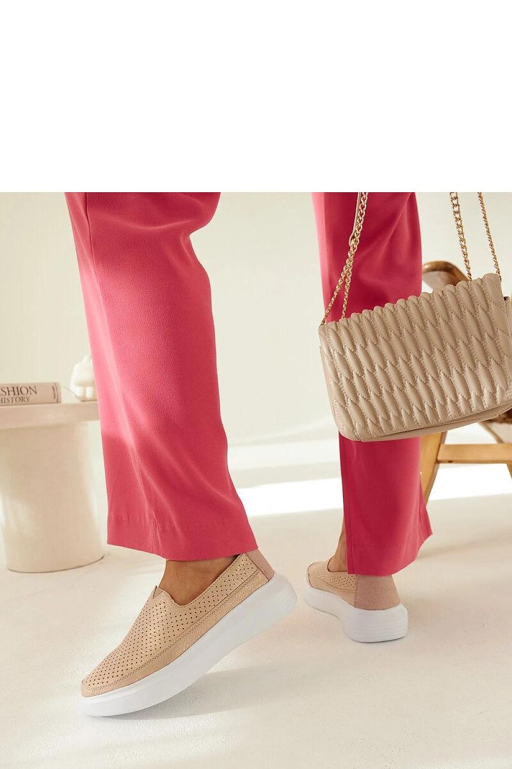 Half shoes model 206475 Solea