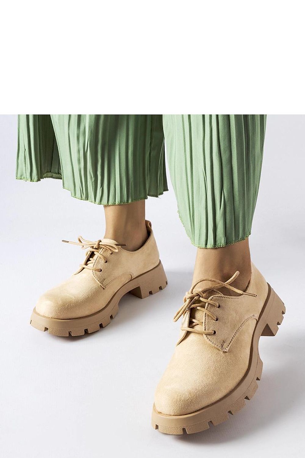 Half shoes model 206570 Solea