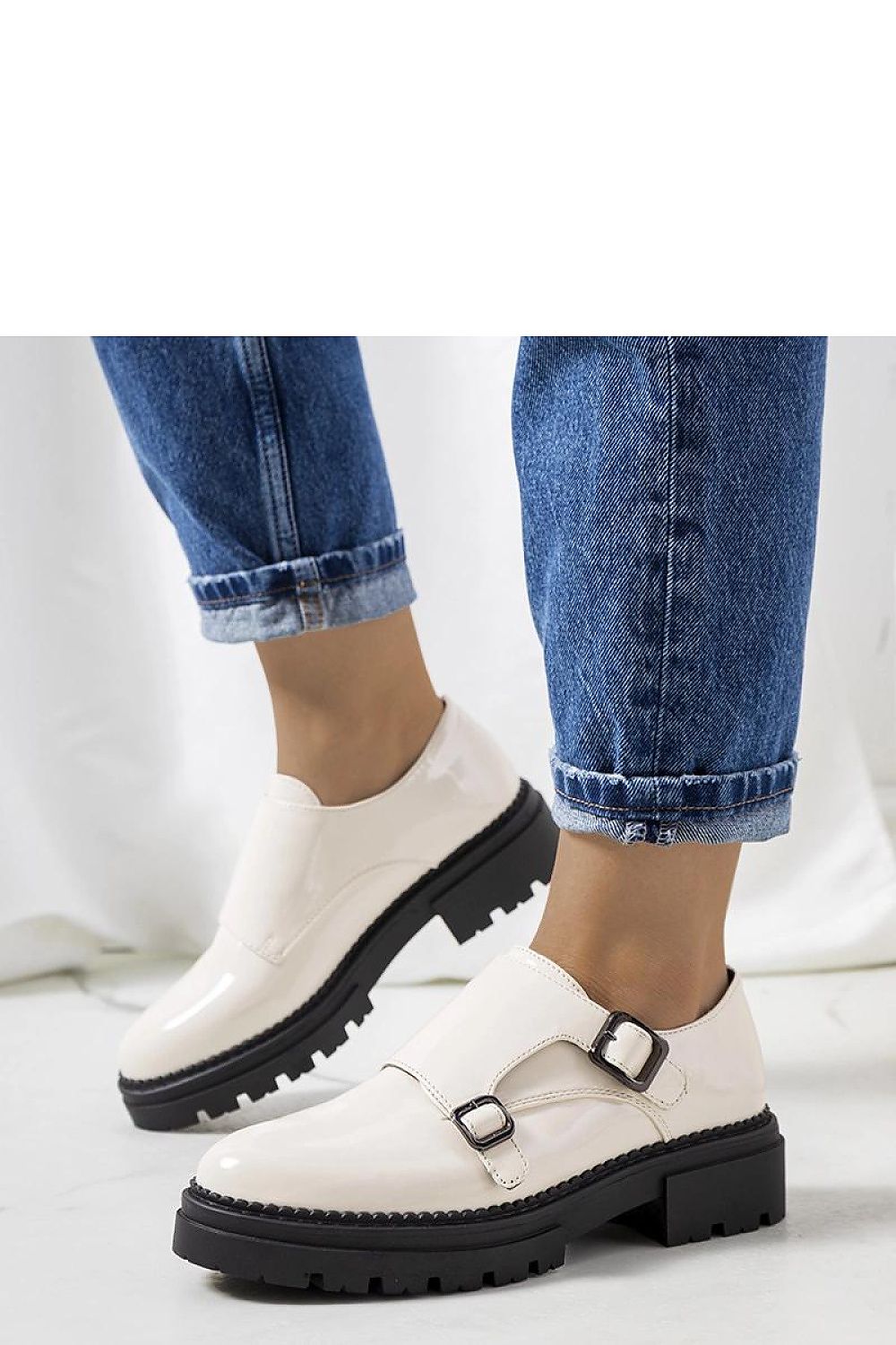 Half shoes model 207102 Solea