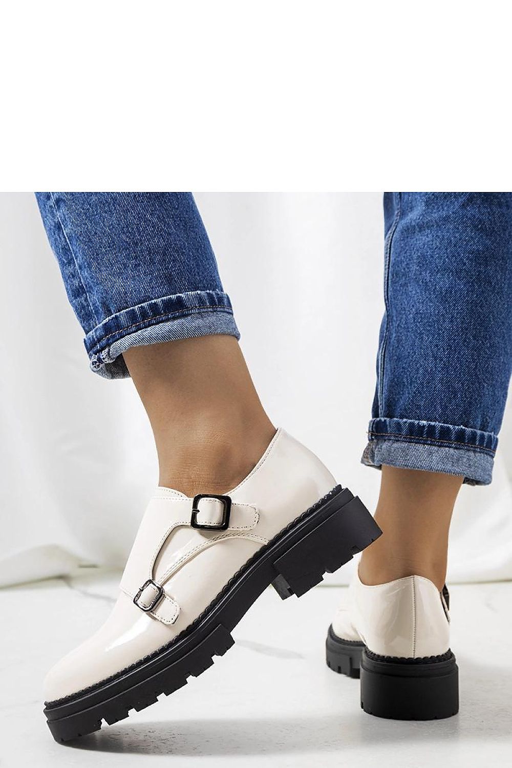 Half shoes model 207102 Solea