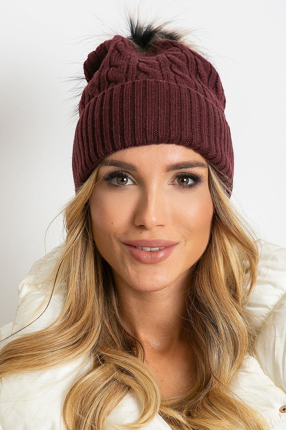 Cap model 208255 AT