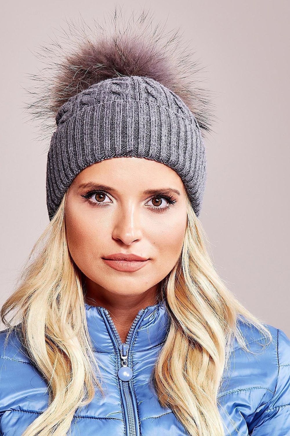 Cap model 208262 AT