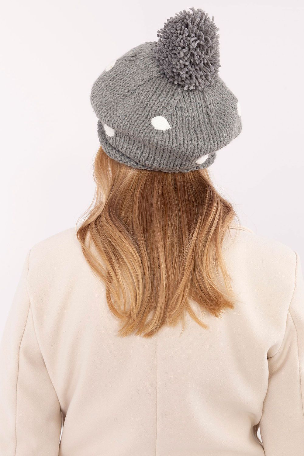 Cap model 208410 AT