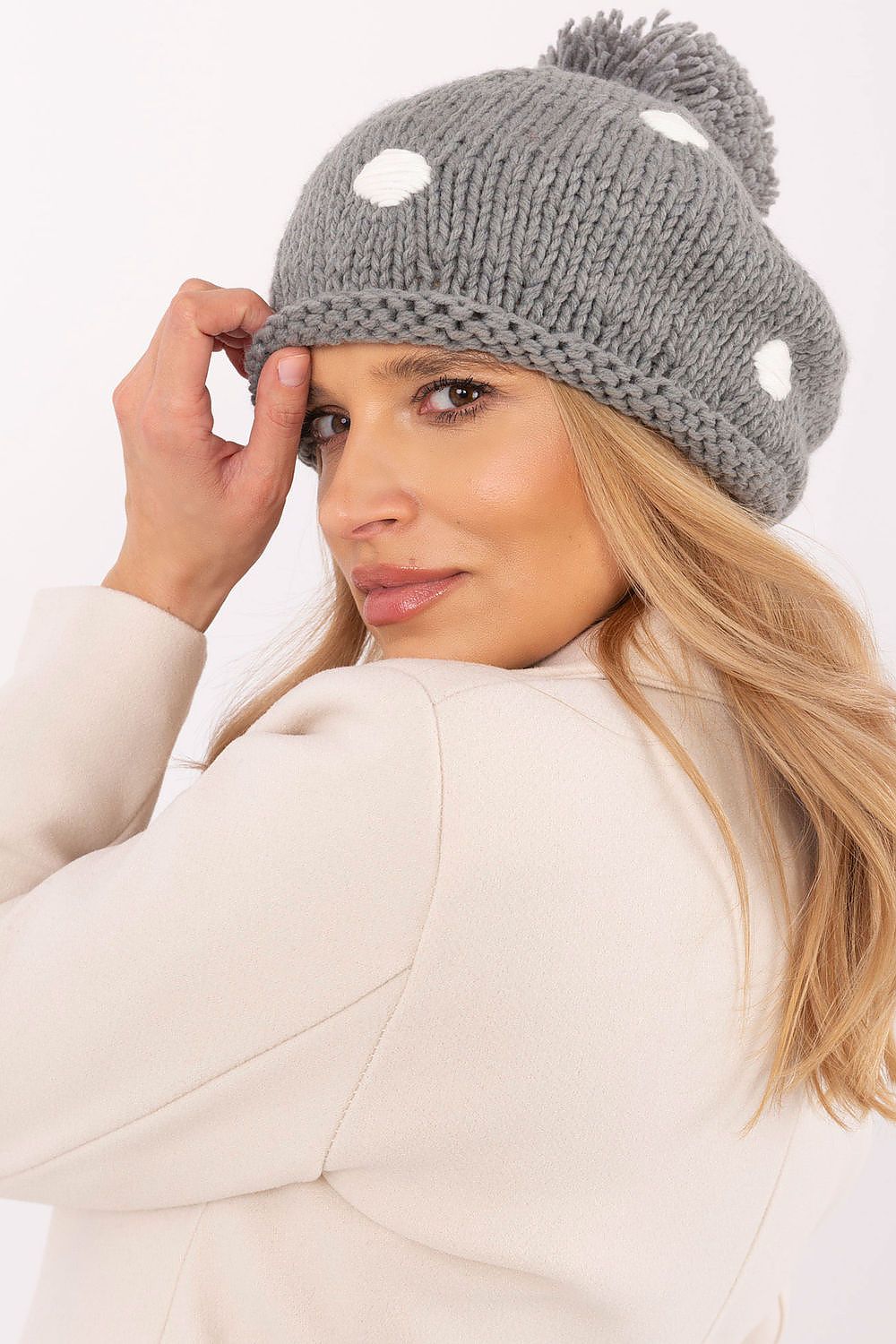 Cap model 208410 AT