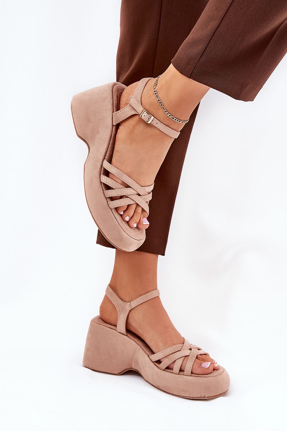 Buskin model 209914 Step in style