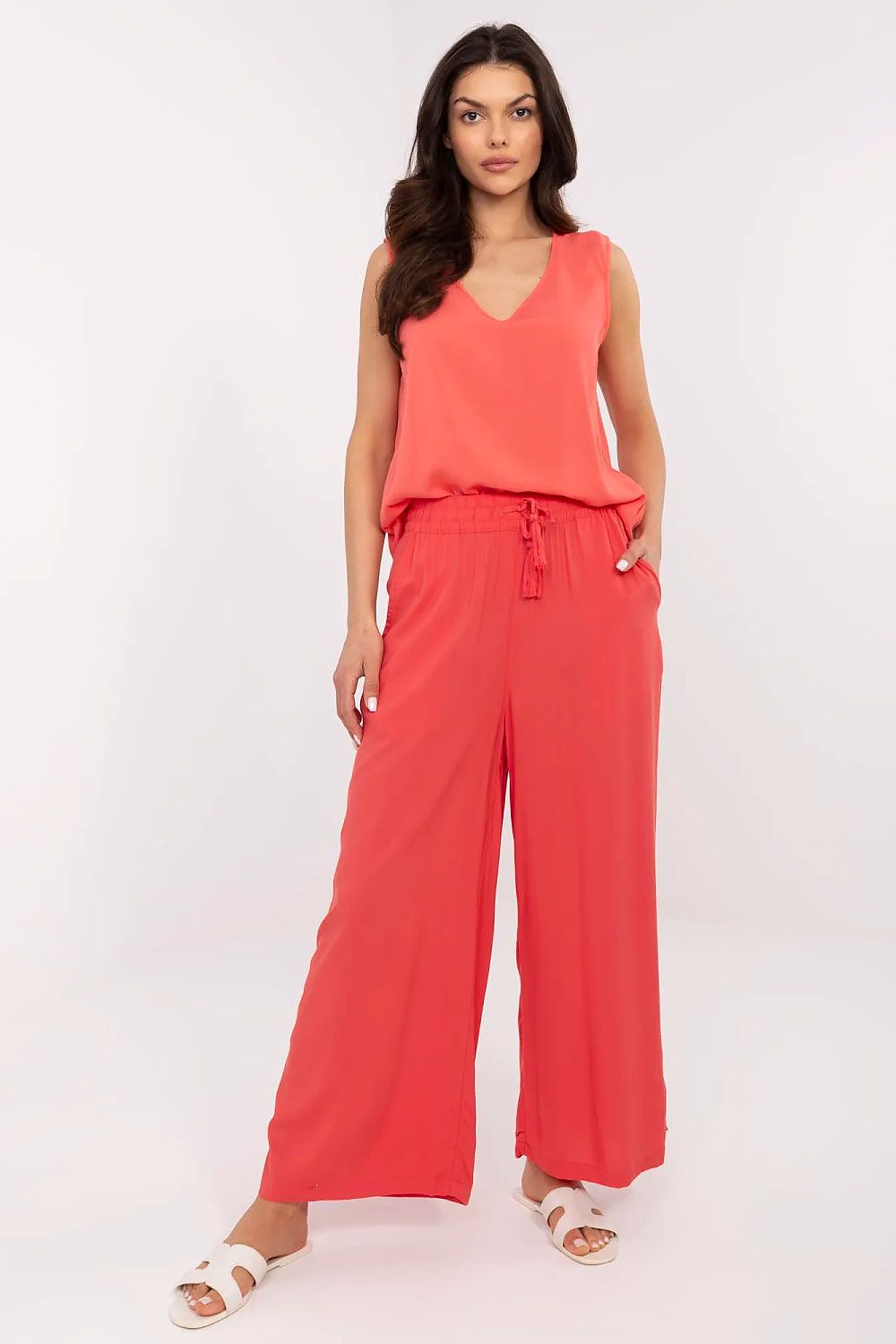 Women trousers model 211494 Sublevel
