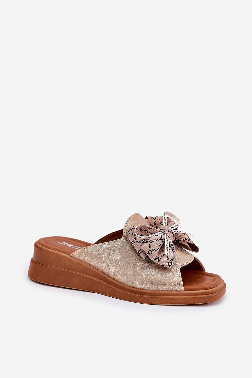 Buskin model 211954 Step in style