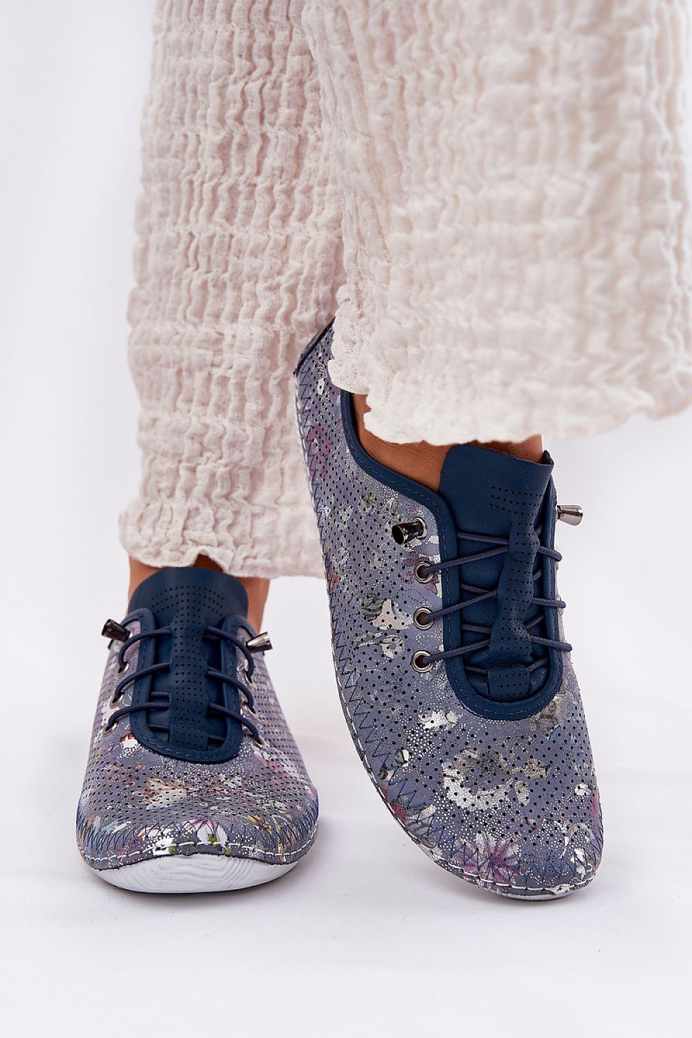 Half shoes model 212551 Step in style