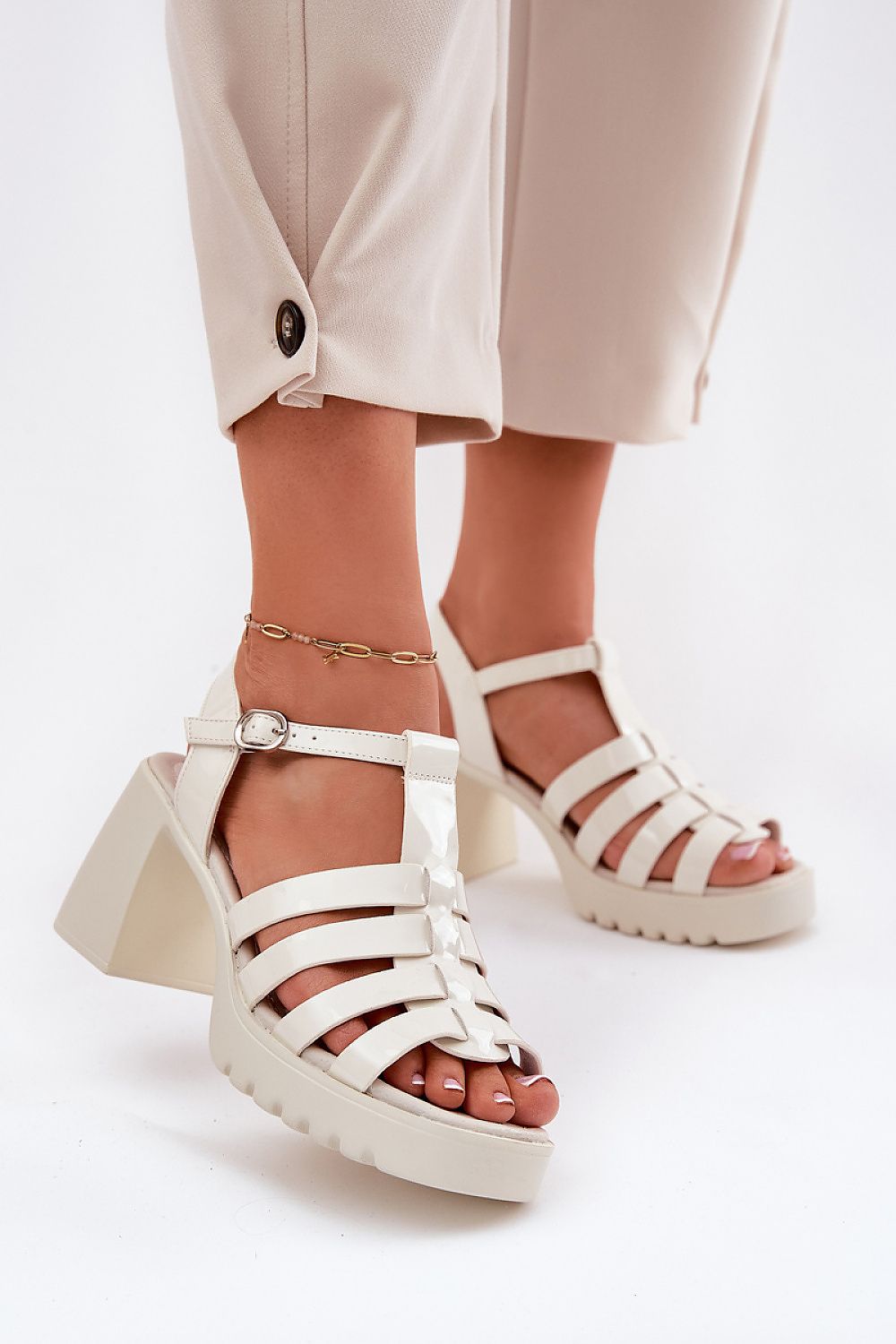 Heel sandals model 212575 Step in style