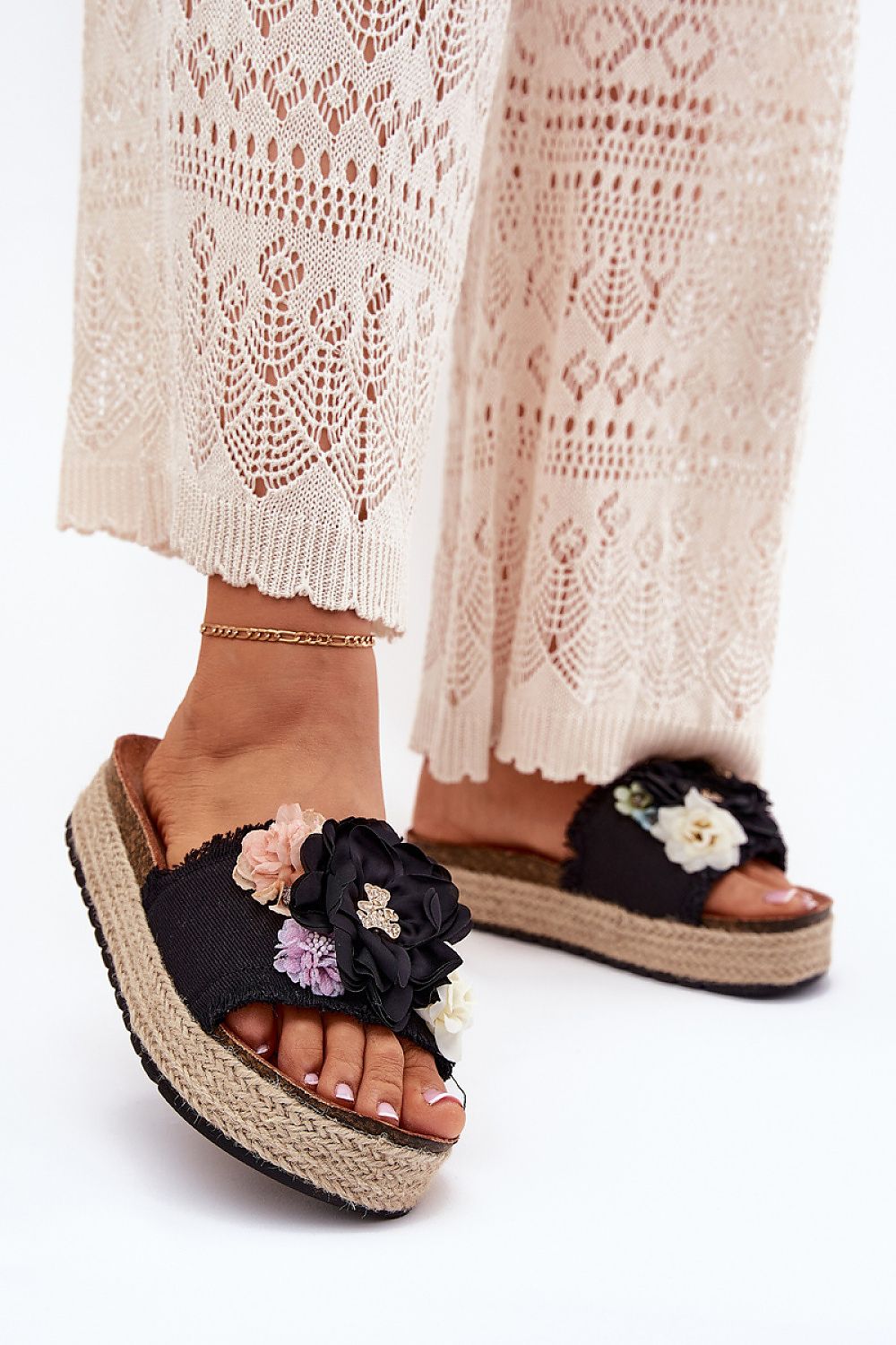 Flip-flops model 213946 Step in style