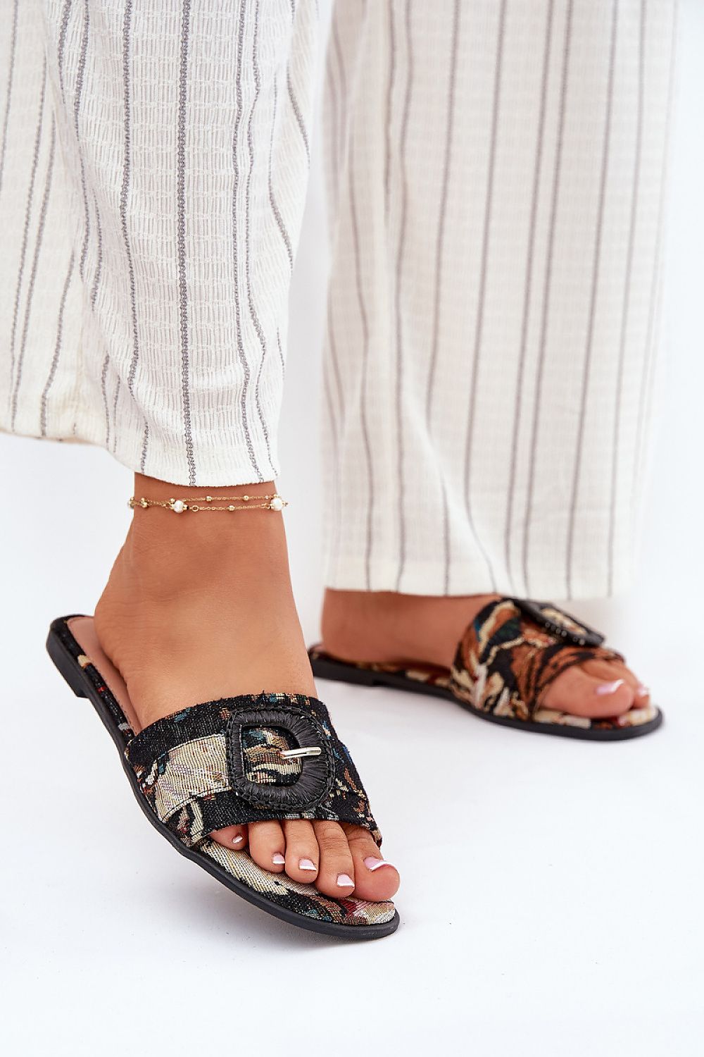 Flip-flops model 213964 Step in style