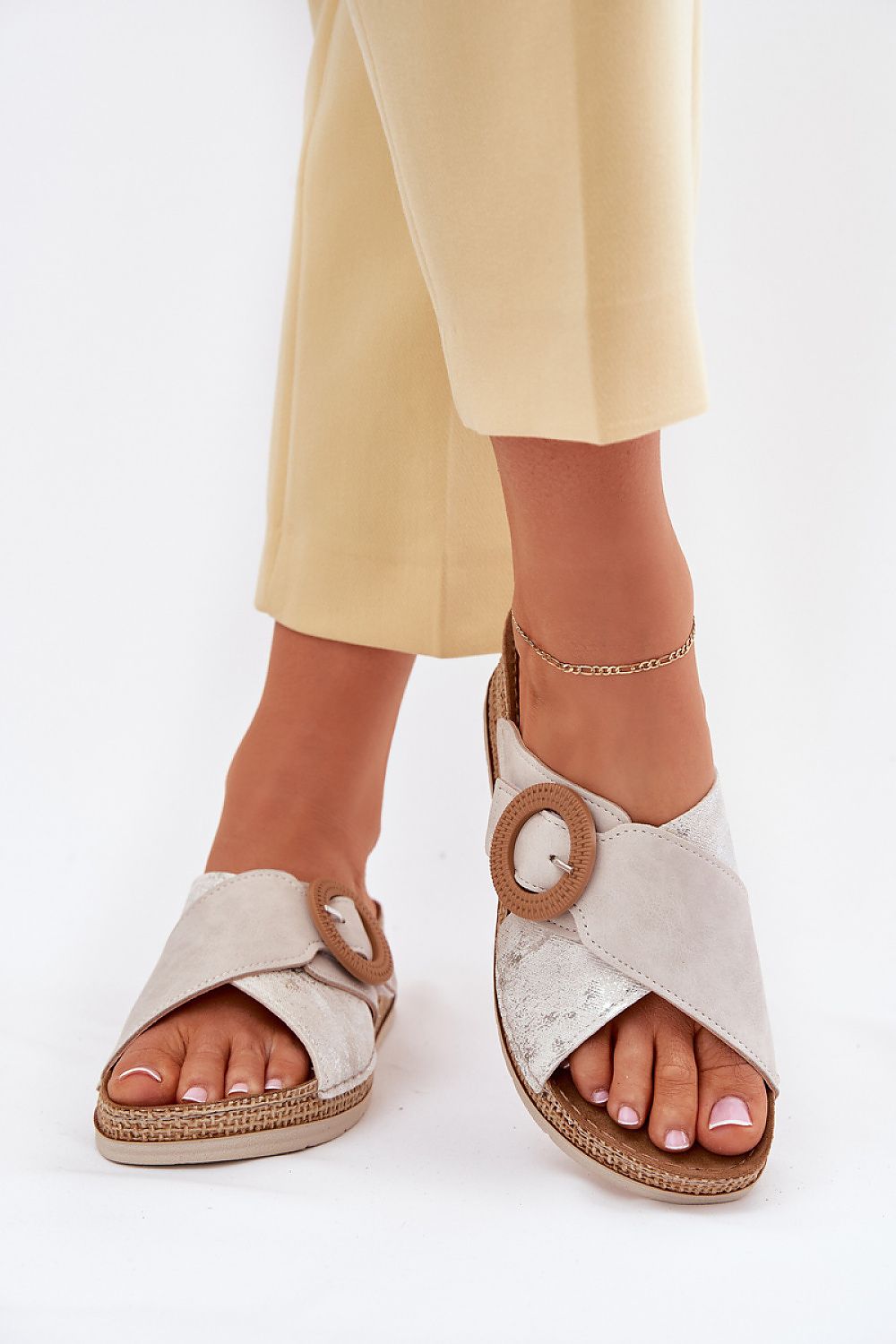 Flip-flops model 214734 Step in style
