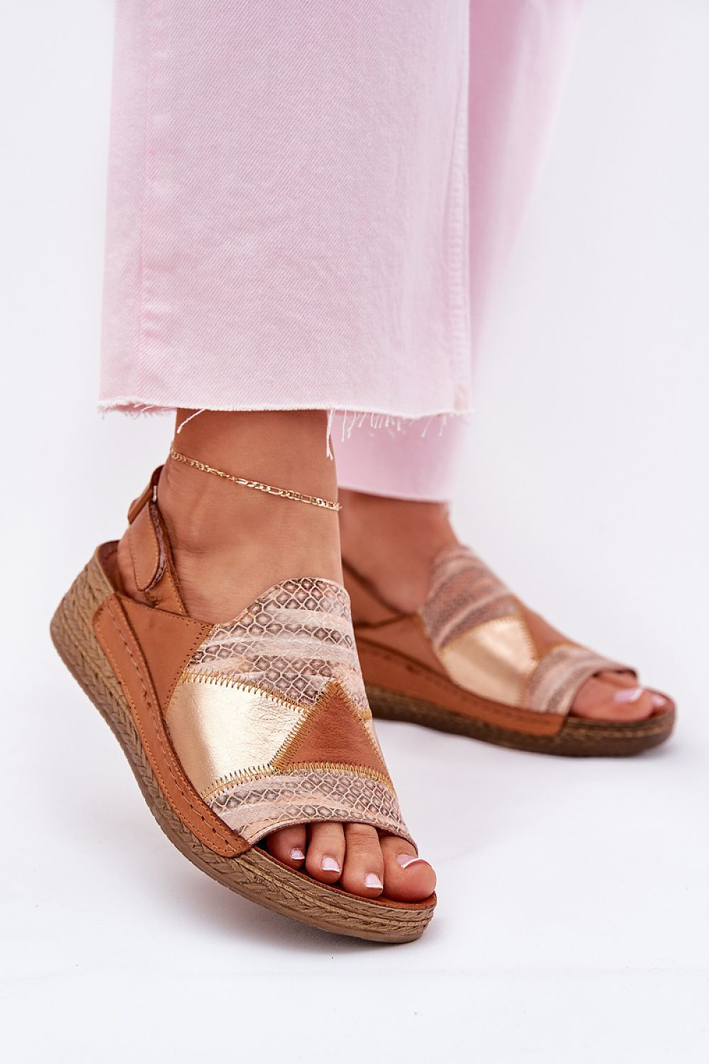 Buskin model 215016 Step in style