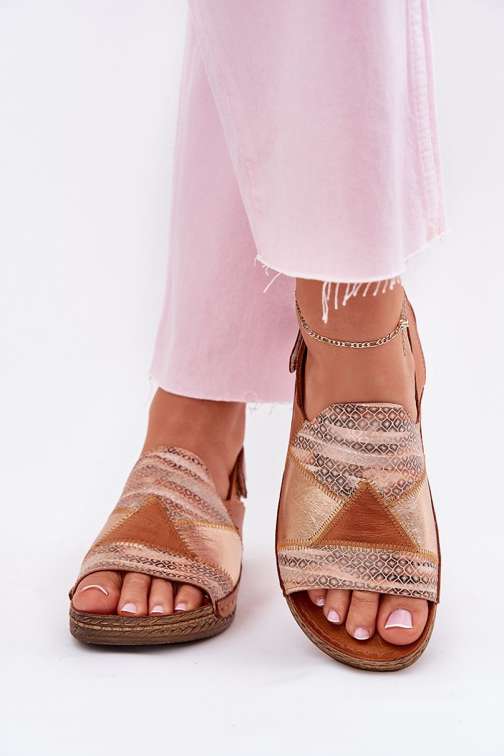 Buskin model 215016 Step in style