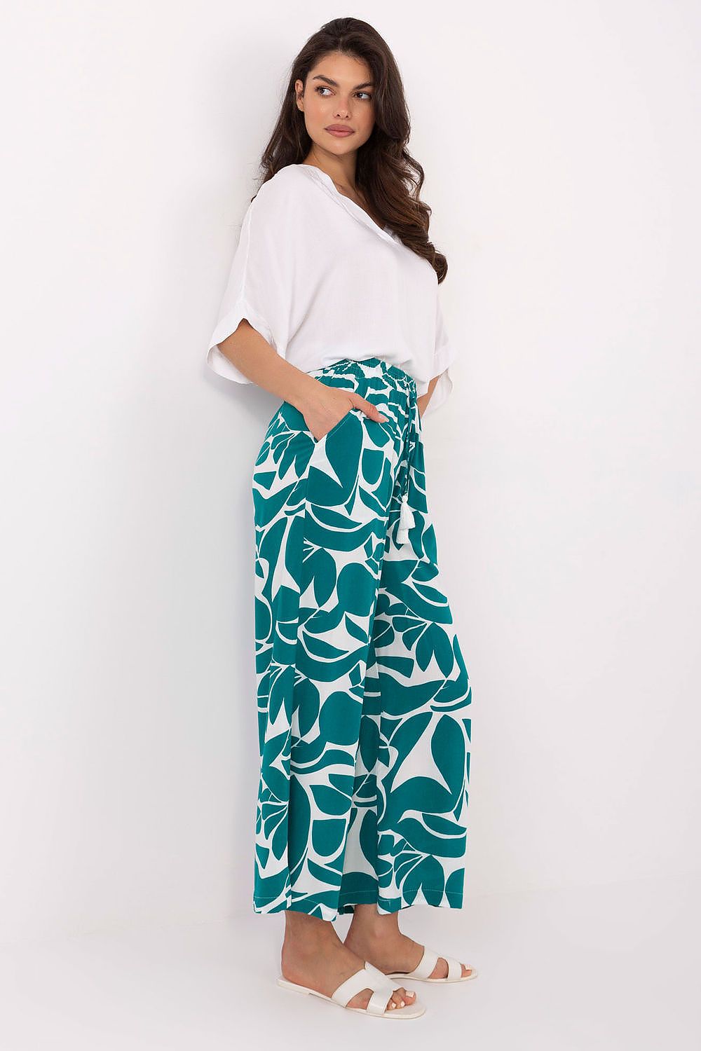 Women trousers model 215121 Sublevel