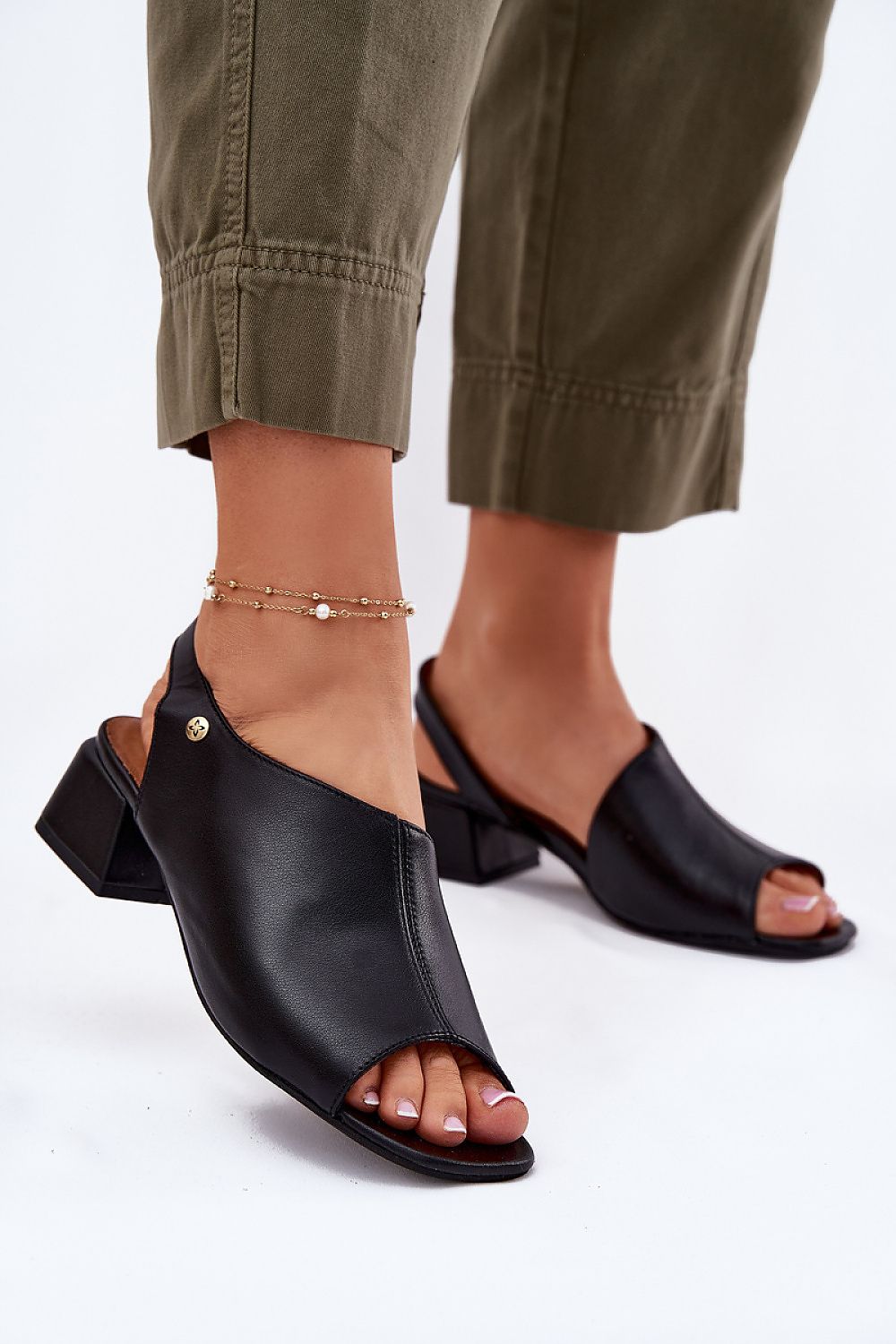 Heel sandals model 215343 Step in style