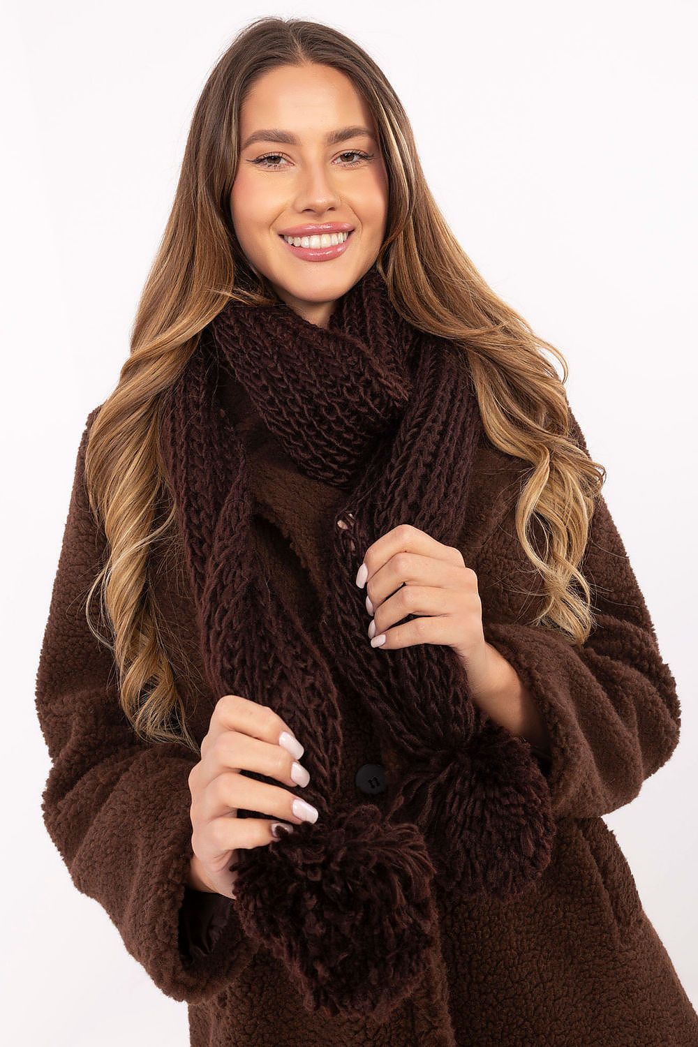 Shawl model 220394 AT