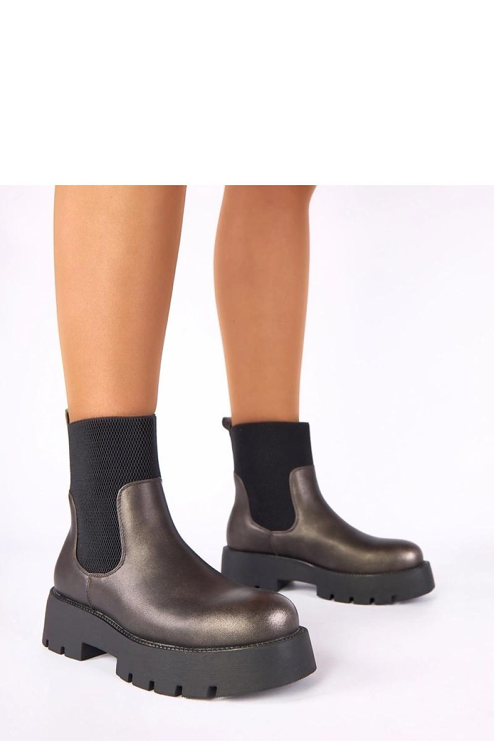 Platform boots model 222343 Solea