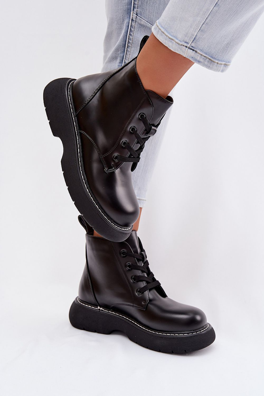Boots model 223849 Step in style